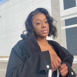 Meet your Posher, Weslyn